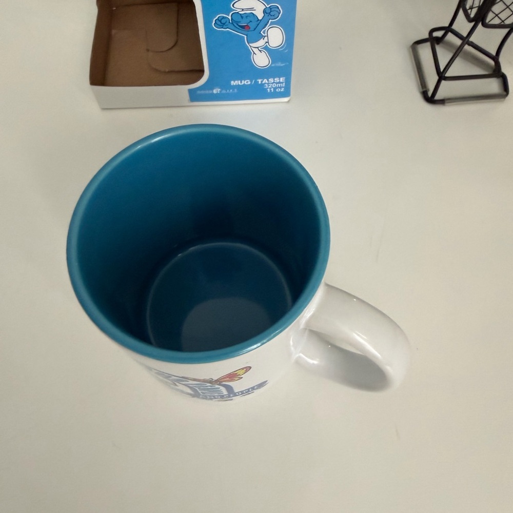 2 fir $12 The Smurfs Coffee Mug white an blue - Picture 2 of 4